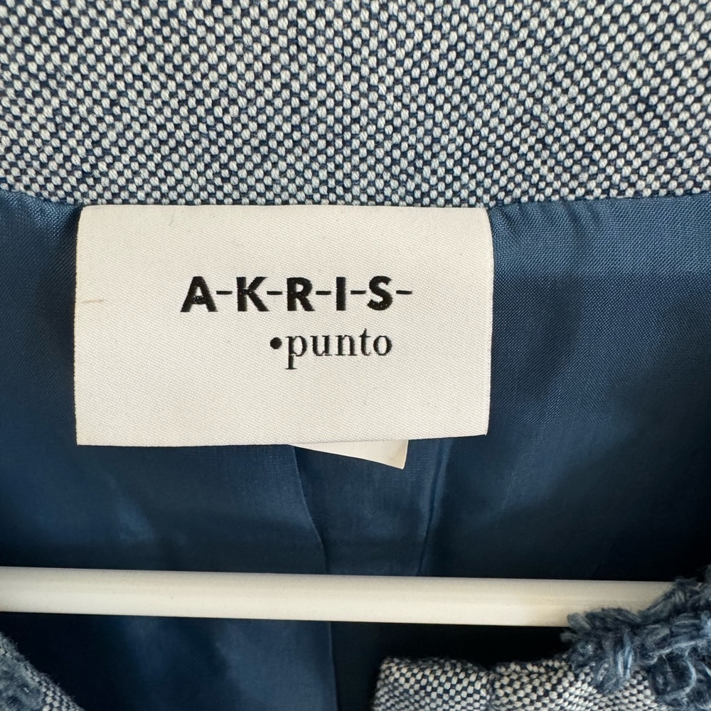 Akris Punto Denim Chambray Fringe Jacket Zip Front Blazer w/ Pockets. Size 8 - Picture 4 of 6